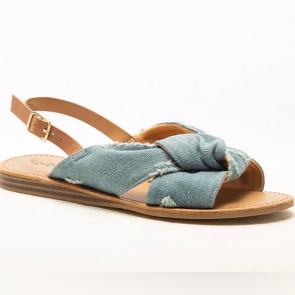 NWT*Andi Peep Toe Sandal in Denim